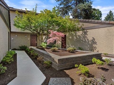 ST JAMES CONDOMINIUMS