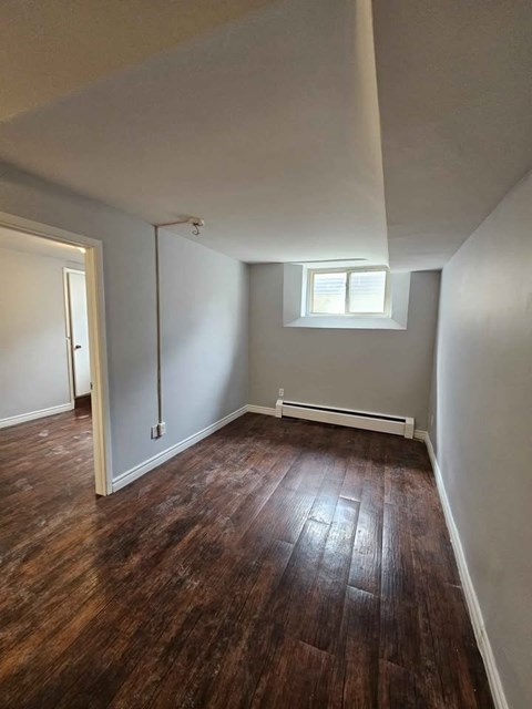 459 Princess Ave 2 Beds Apartment for Rent