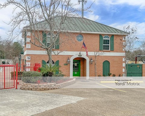 Storage Units for Rent available at 5915 Washington Avenue, Ocean Springs, MS 39564