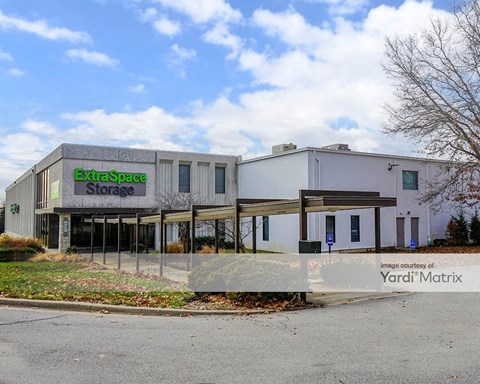 Storage Units for Rent available at 10800 Pflumm Road, Lenexa, KS 66215