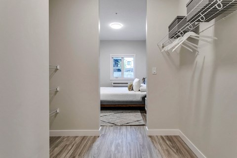 11009  - 109A Ave NW Studio-3 Beds Apartment for Rent - Photo Gallery 5