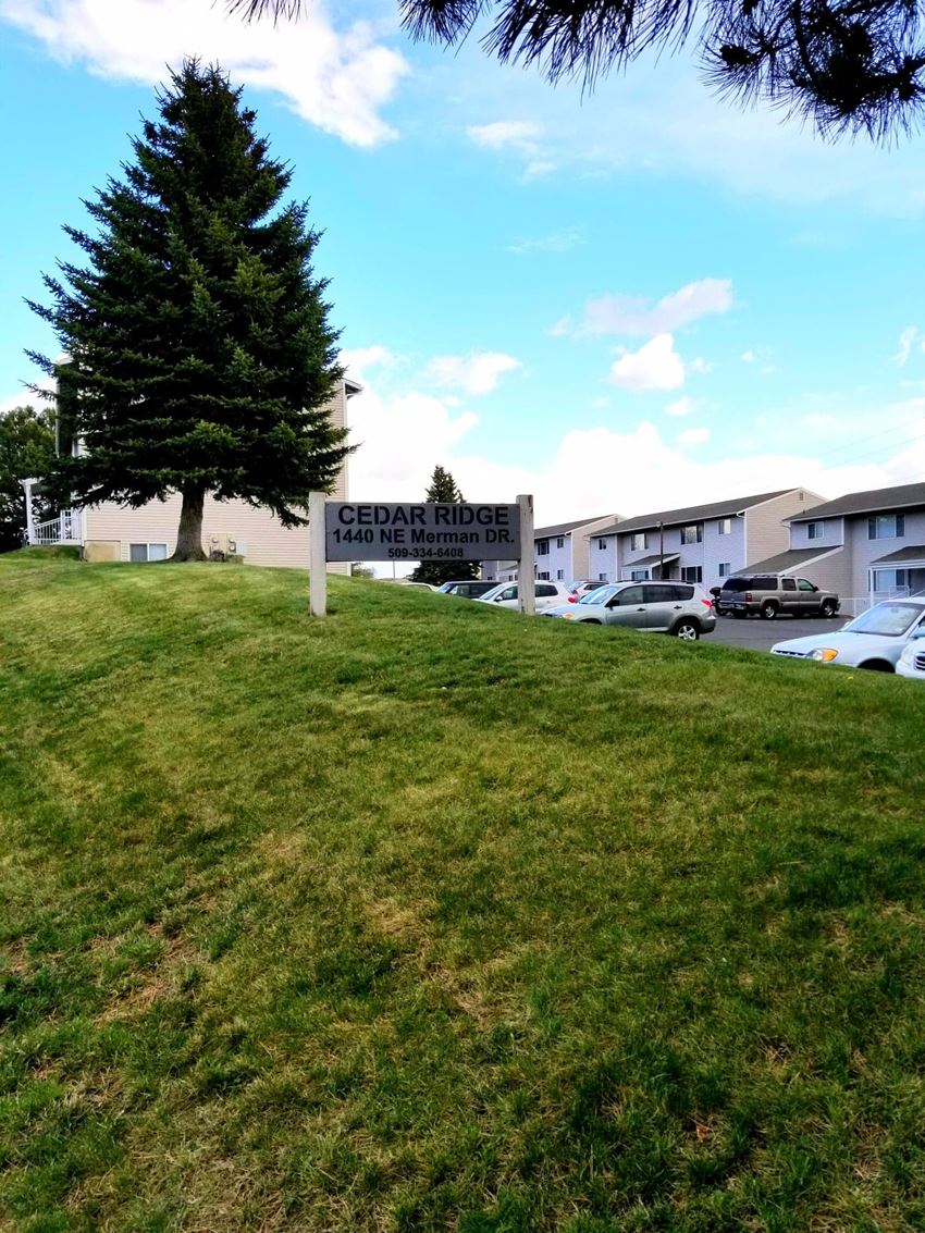 1440 NE Merman Drive - Cedar Ridge Apartments