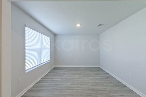 4726 Malay Cir 5 Beds Apartment for Rent