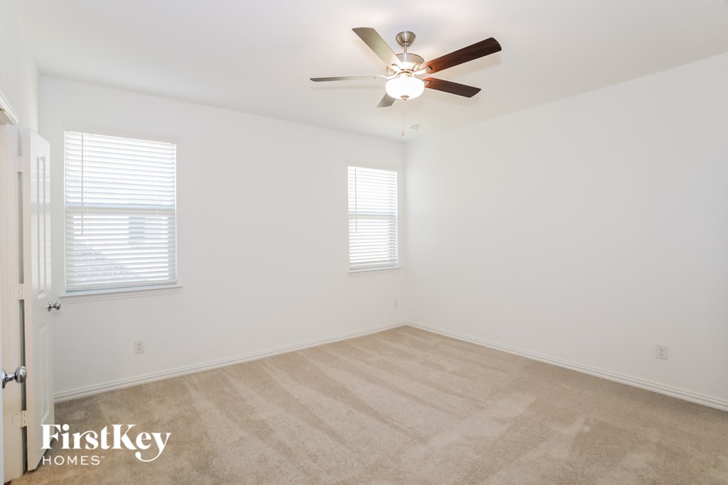 929 High Noon Drive 4 Beds House for Rent - Photo Gallery 8