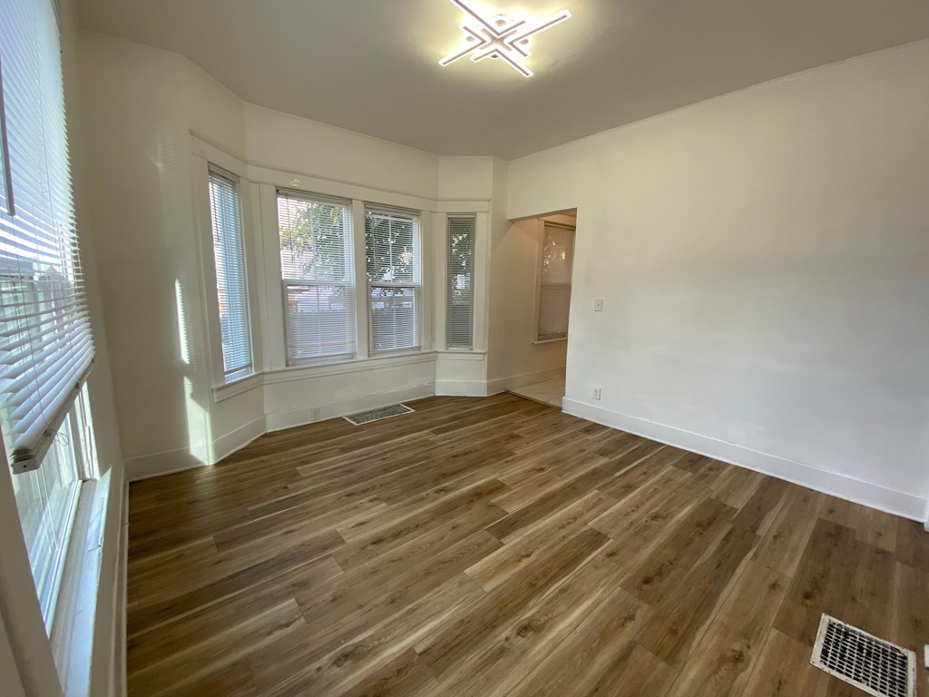 407 Shelby Parkway 4 Beds House for Rent - Photo Gallery 12