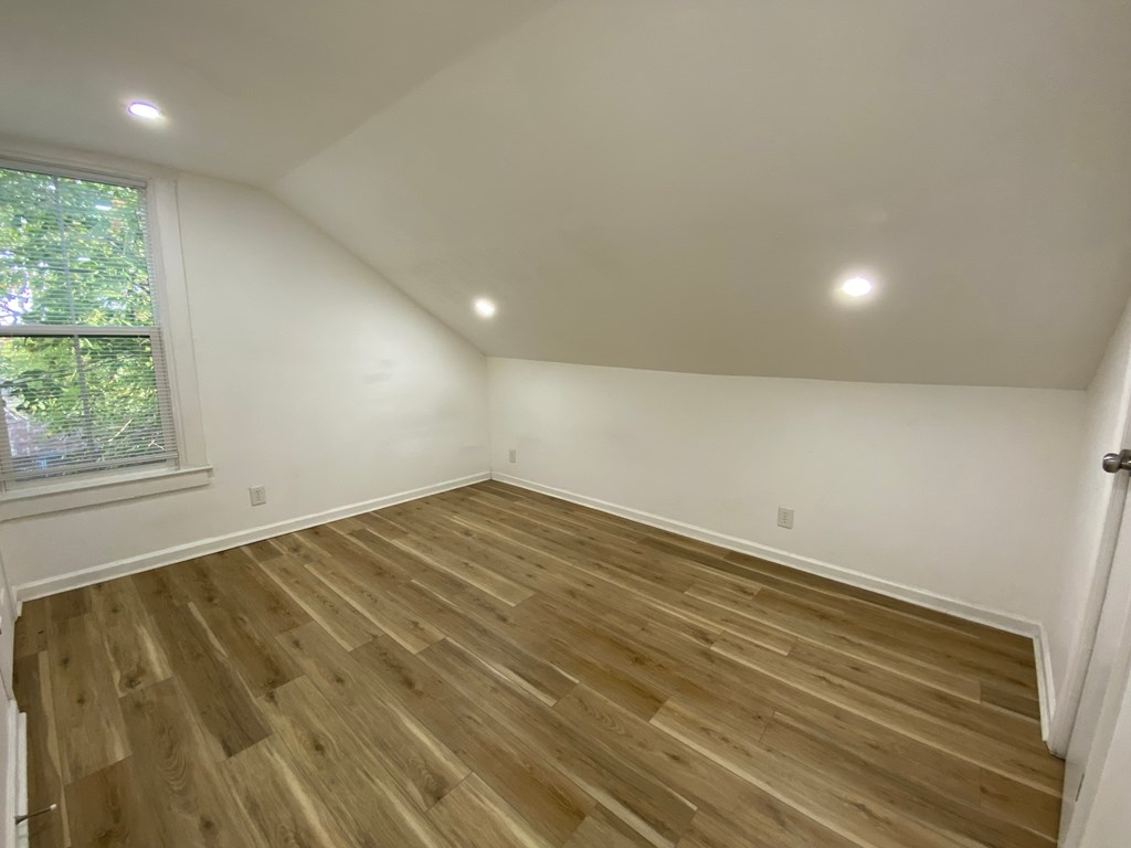 407 Shelby Parkway 4 Beds House for Rent - Photo Gallery 16