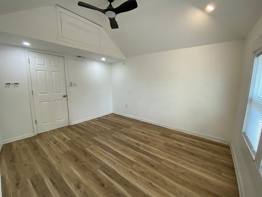 407 Shelby Parkway 4 Beds House for Rent - Photo Gallery 10