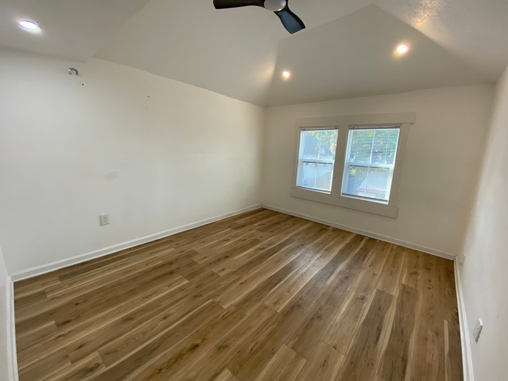 407 Shelby Parkway 4 Beds House for Rent - Photo Gallery 14