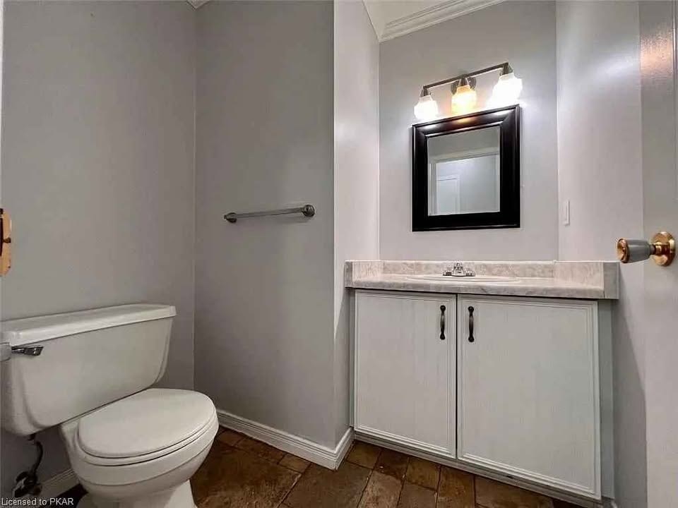 224 Martinet Ave 3 Beds House for Rent - Photo Gallery 7