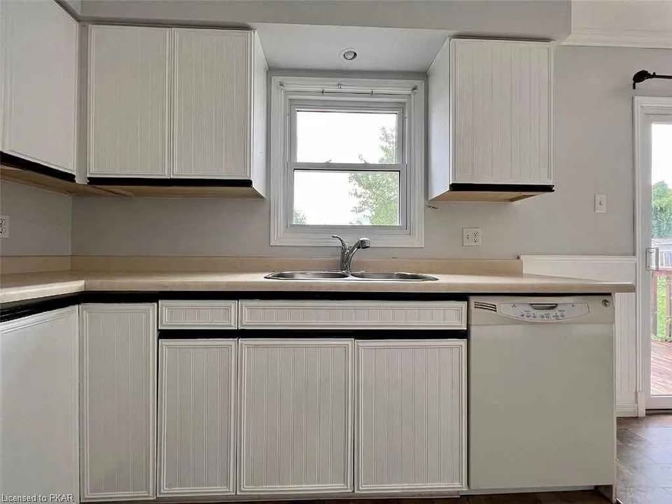 224 Martinet Ave 3 Beds House for Rent - Photo Gallery 12