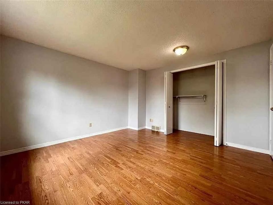 224 Martinet Ave 3 Beds House for Rent - Photo Gallery 15