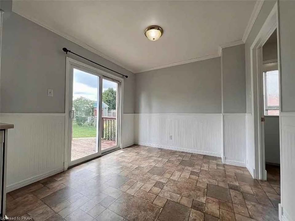 224 Martinet Ave 3 Beds House for Rent - Photo Gallery 11