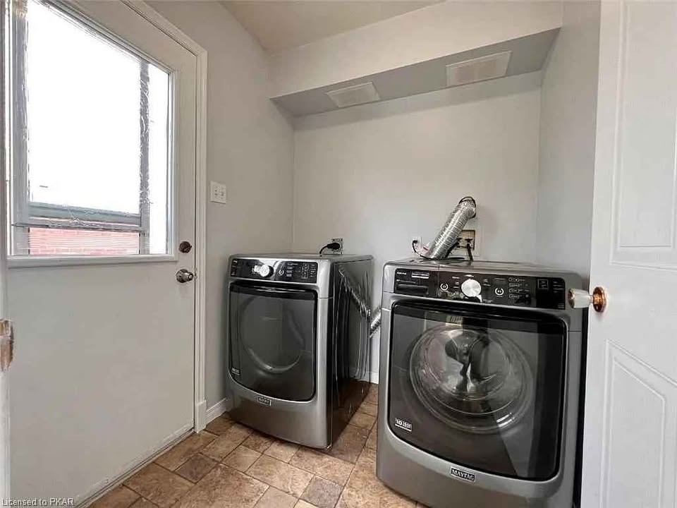 224 Martinet Ave 3 Beds House for Rent - Photo Gallery 5