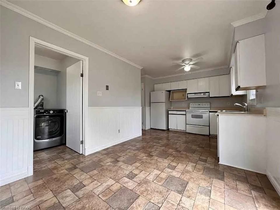 224 Martinet Ave 3 Beds House for Rent - Photo Gallery 16