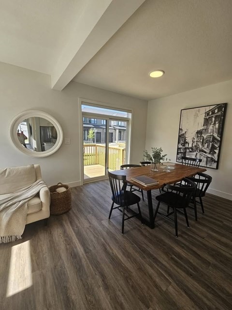5-3575 Southbridge Ave* 3 Beds Apartment for Rent