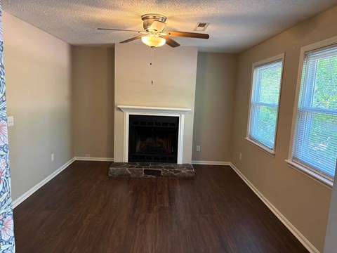 16 Oak Mount Dr. 2 Beds Apartment for Rent