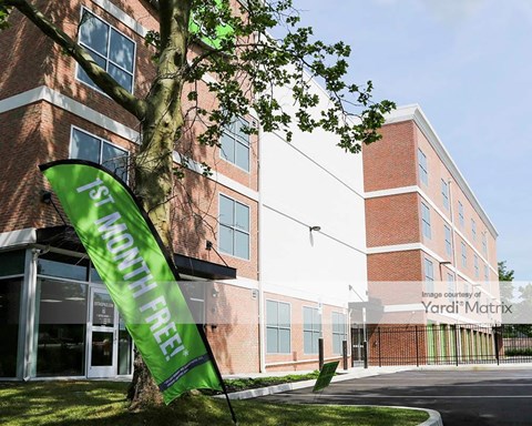 Storage Units for Rent available at 71 Jane Street, Roslyn Heights, NY 11577