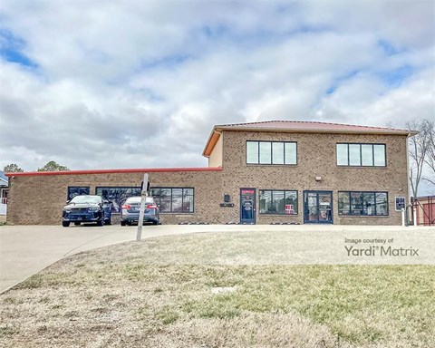 Storage Units for Rent available at 2732 Trenton Road, Clarksville, TN 37040