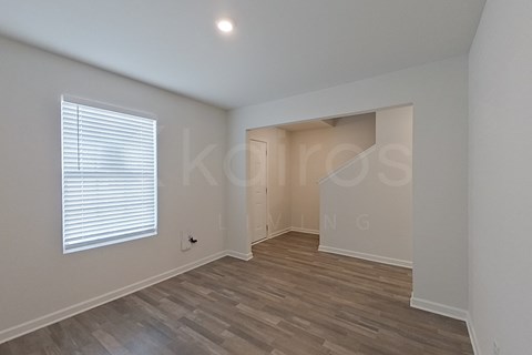 195 Price Mill Trl 4 Beds Apartment for Rent