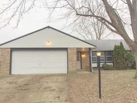 8210 Schoolgate Drive 2 Beds Apartment for Rent