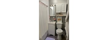 4 Bedrooms, 2 Bathrooms