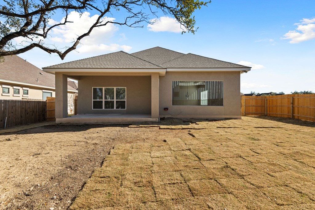 604 Carriage House Rentals Spring Branch, TX RentCafe