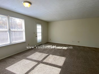 slate creek apartments grundy va
