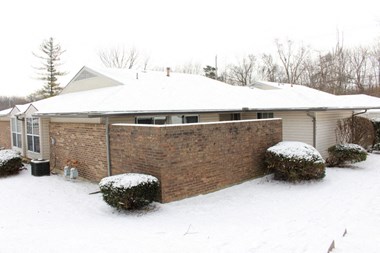 5658 Troy Villa Blvd. 3 Beds Apartment for Rent