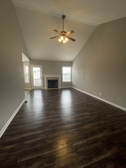 399 Paris Drive 3 Beds Apartment for Rent