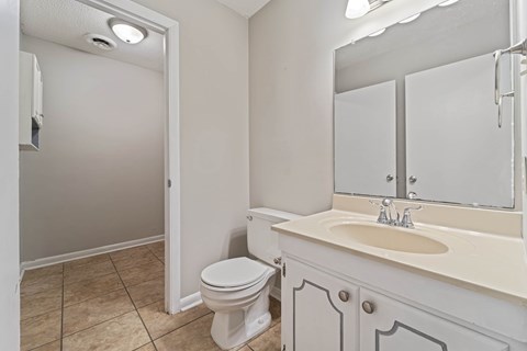 12 South Onsville Place 2 Beds Apartment for Rent
