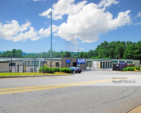 Storage Units for Rent available at 1506 26Th Street Blvd SE, Hickory, NC 28602