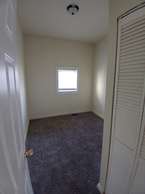 1728 Rowan Street 3 Beds House for Rent - Photo Gallery 6