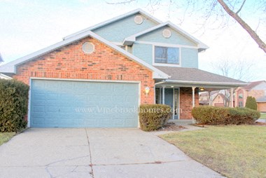 6613 Rolling Glen Drive 3 Beds Apartment for Rent