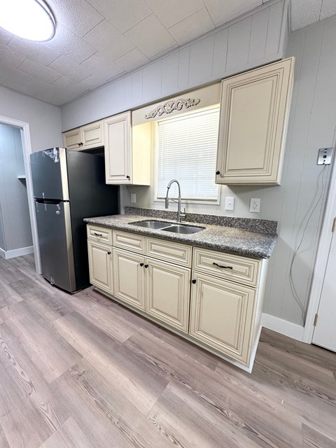 104 Dianne St. 3 Beds Apartment for Rent