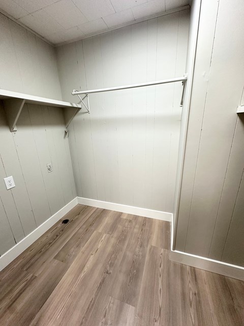 104 Dianne St. 3 Beds Apartment for Rent