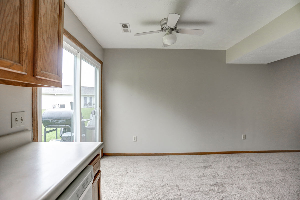 Kitchen and dining area