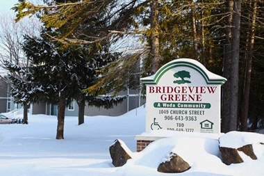 Bridgeview Greene Welcome Sign
