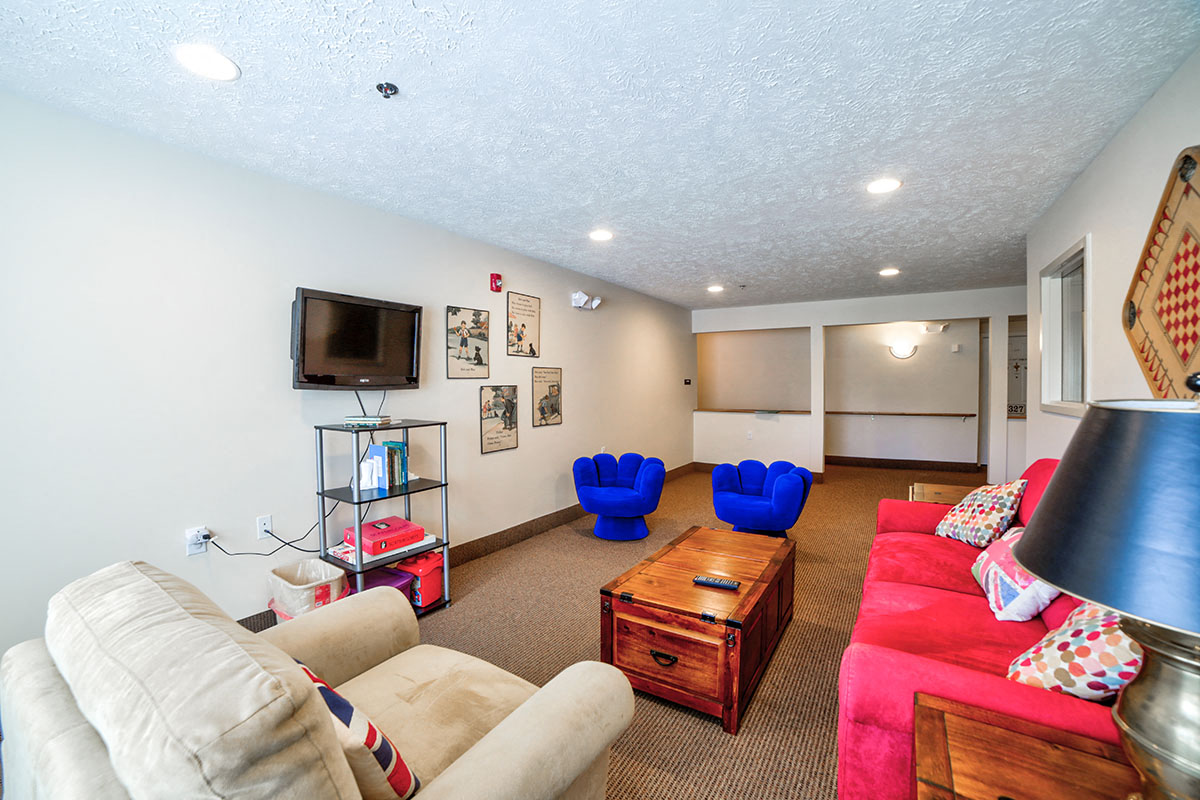 Cumberland Meadows Apartments 12500 Old Willowbrook Rd Suite 210