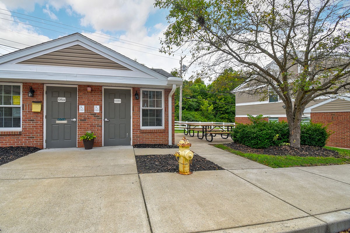 Dutch Ridge Apartments, 2983 Dutch Ridge Road, Parkersburg, WV RentCafe