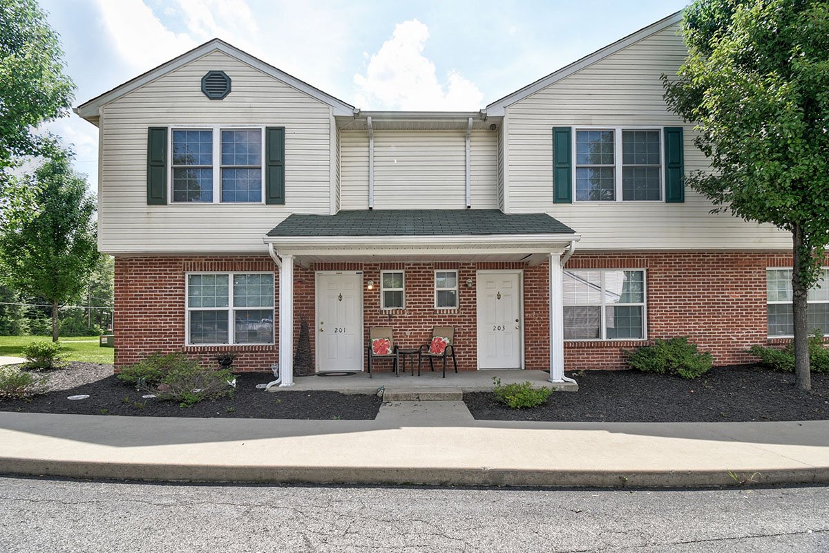 Edwards Crossing II apartments