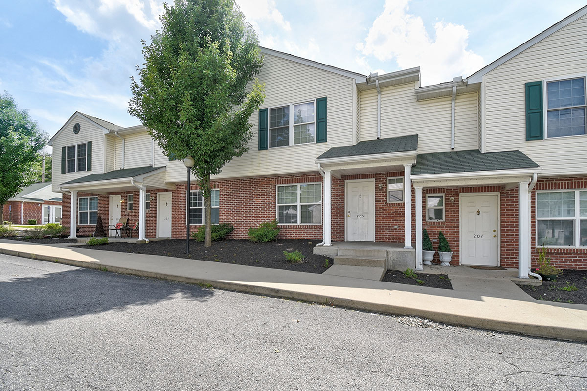 Edwards Crossing II apartments