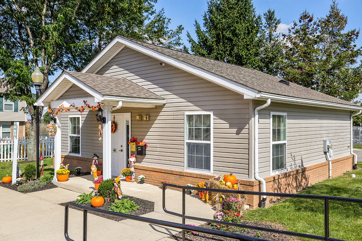 Grace Meadows Apartments, 467 Woodsview Square, Jeffersonville, OH