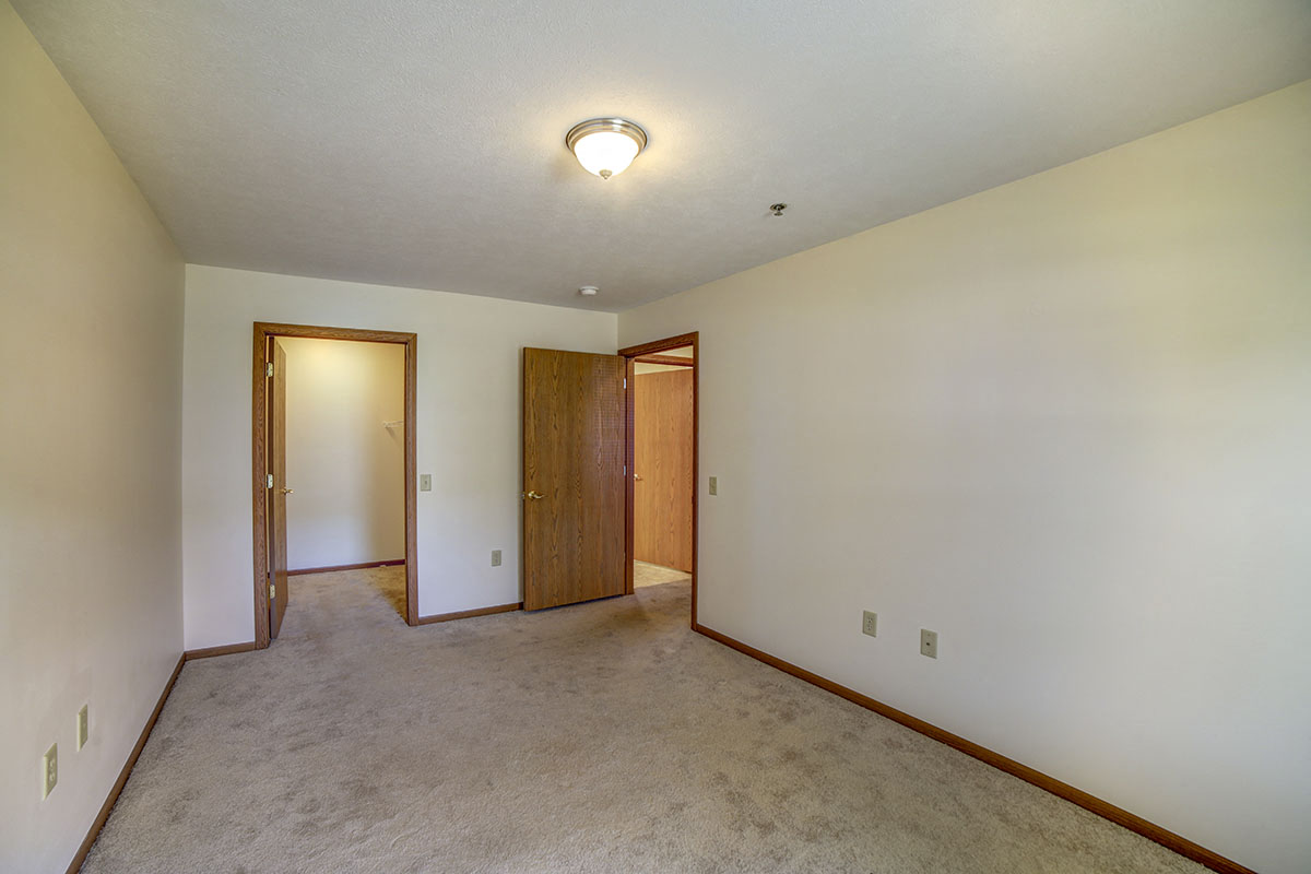 Floor plan 2 bedroom