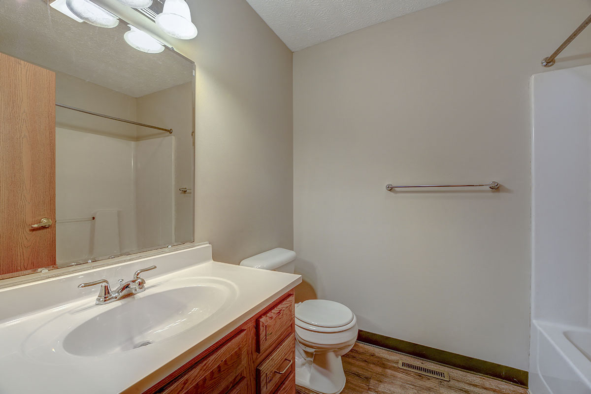 Floor plan 2 bathroom