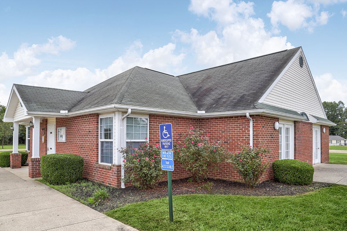 Victoria Place Apartments, 211 St. Anthonys Lane, Waverly, OH RentCafe