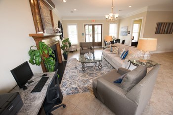 Resident Lounge at Highlands of Grand Pointe Apartments in Lafayette, LA - Photo Gallery 13
