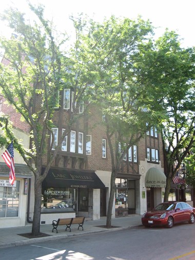 413 N. Main Studio-2 Beds Apartment for Rent