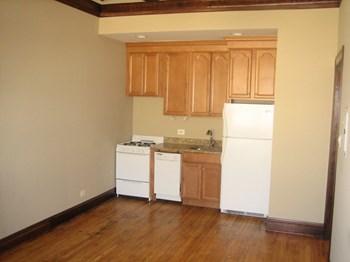 4755 N. Sawyer Studio-2 Beds Apartment for Rent - Photo Gallery 4