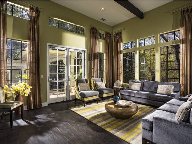 Westcreek Apartments Lounge