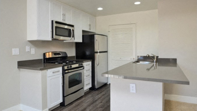 Westcreek Apartments Kitchen